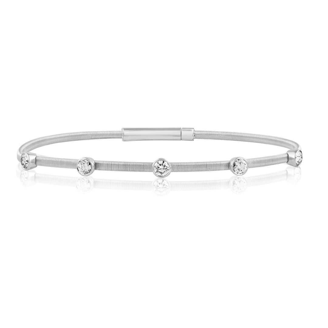 Cassidy Diamonds ? Smooth Wire 5 Stone Diamond Bangle